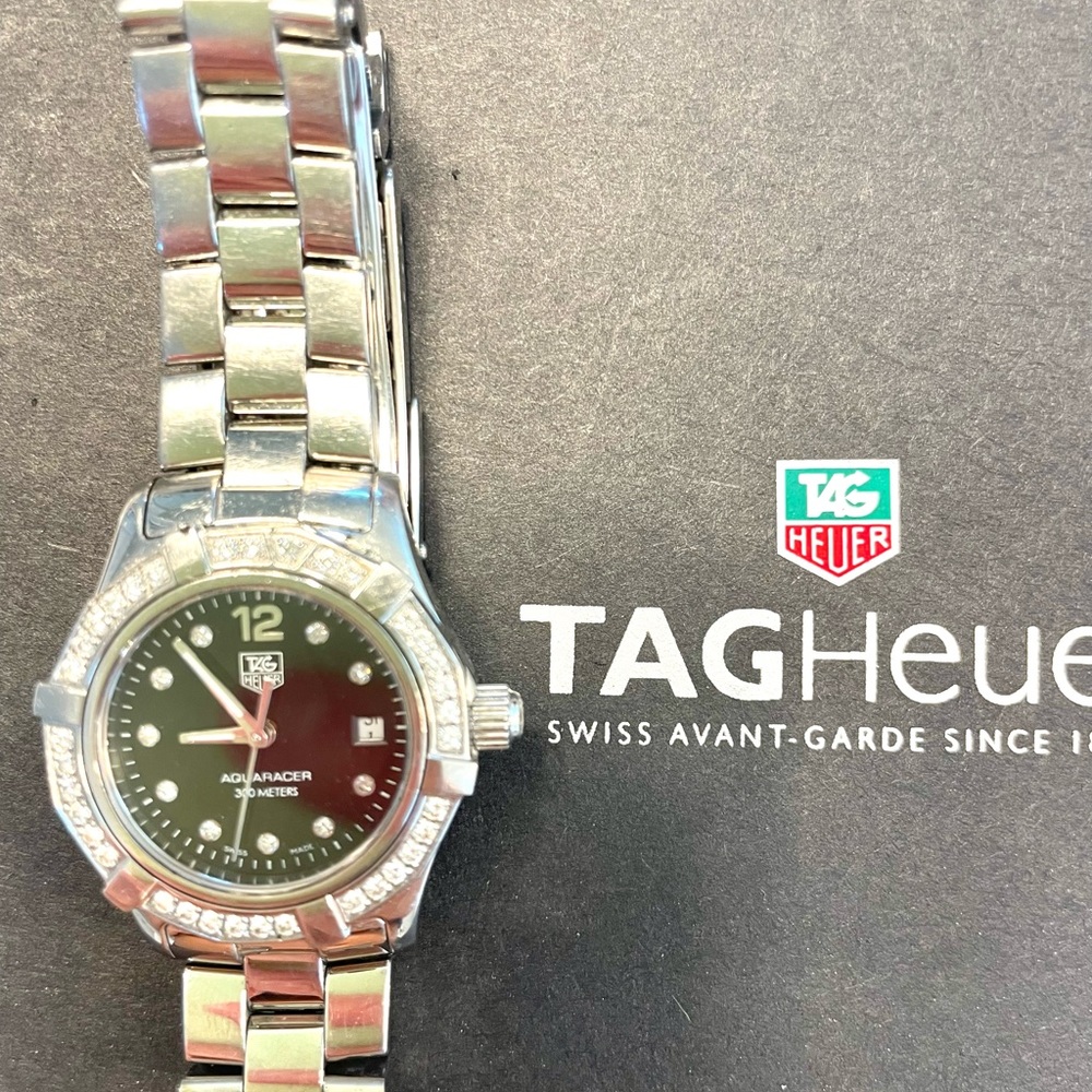 TAG diamond bezel Aqua Racer women’s watch
